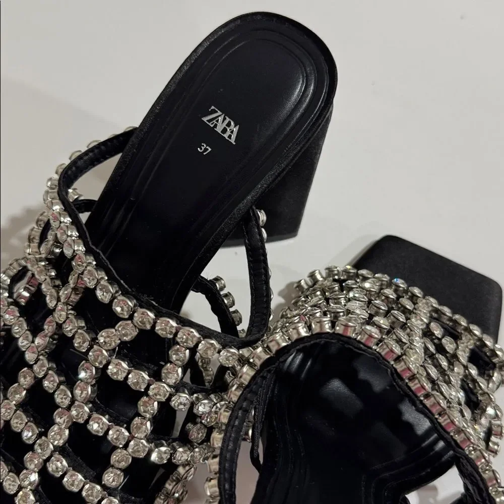 Zara Black Rhinestone Embellished Women's Sandals NWOT - Picture 5 of 5